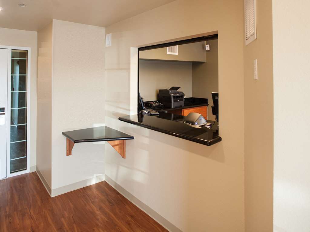 Woodspring Suites Kansas City Mission Merriam 内观 照片