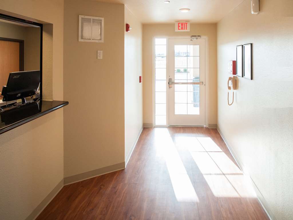 Woodspring Suites Kansas City Mission Merriam 内观 照片